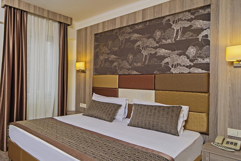 Pera Arya Hotel อิสตันบูล ภายนอก รูปภาพ
